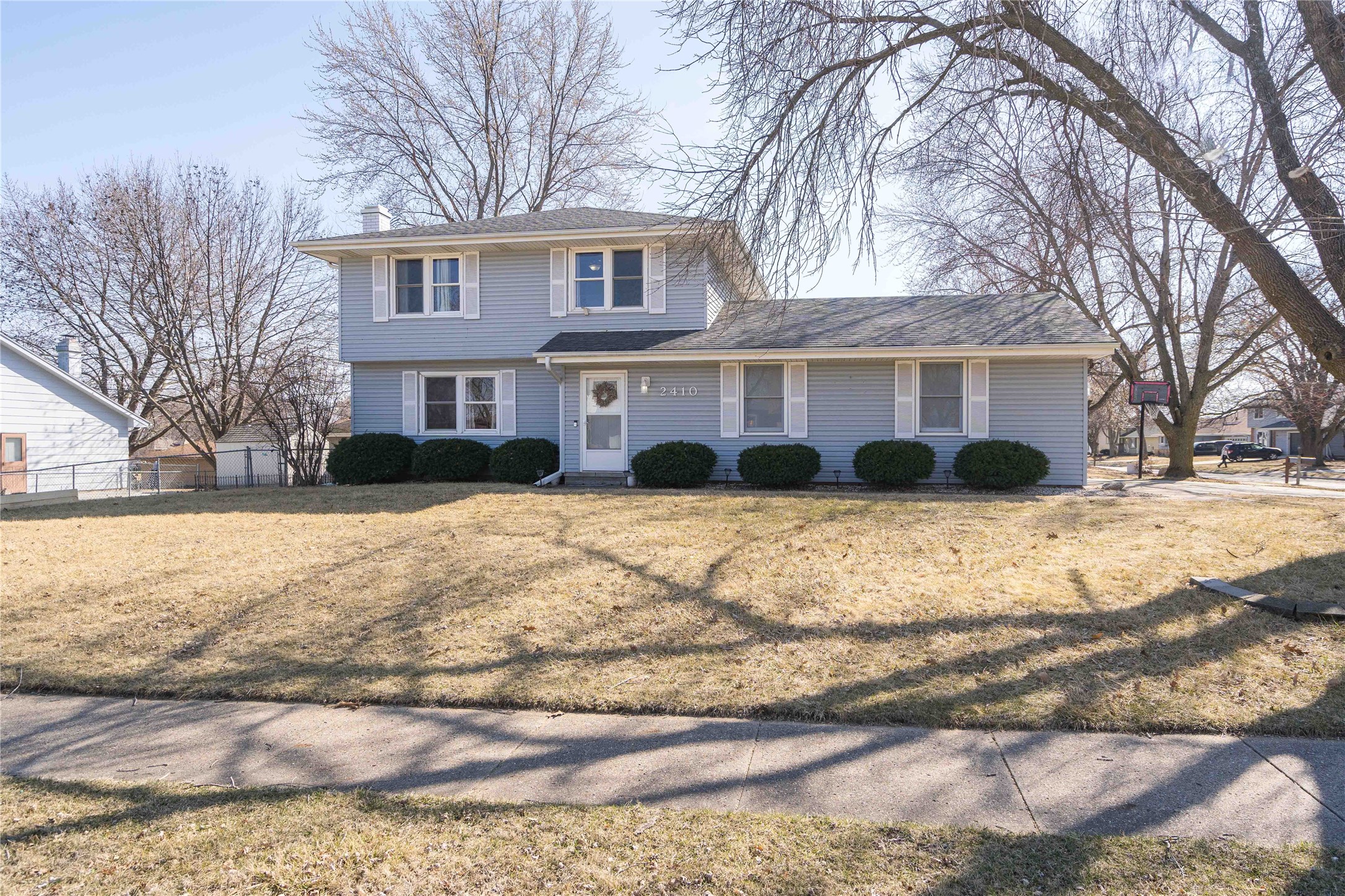 2410 4th Street, Altoona, Iowa image 1
