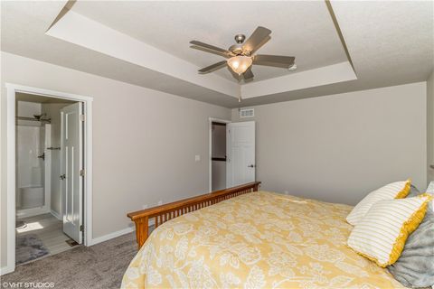 Condominium in Waukee IA 798 Conner Court 11.jpg