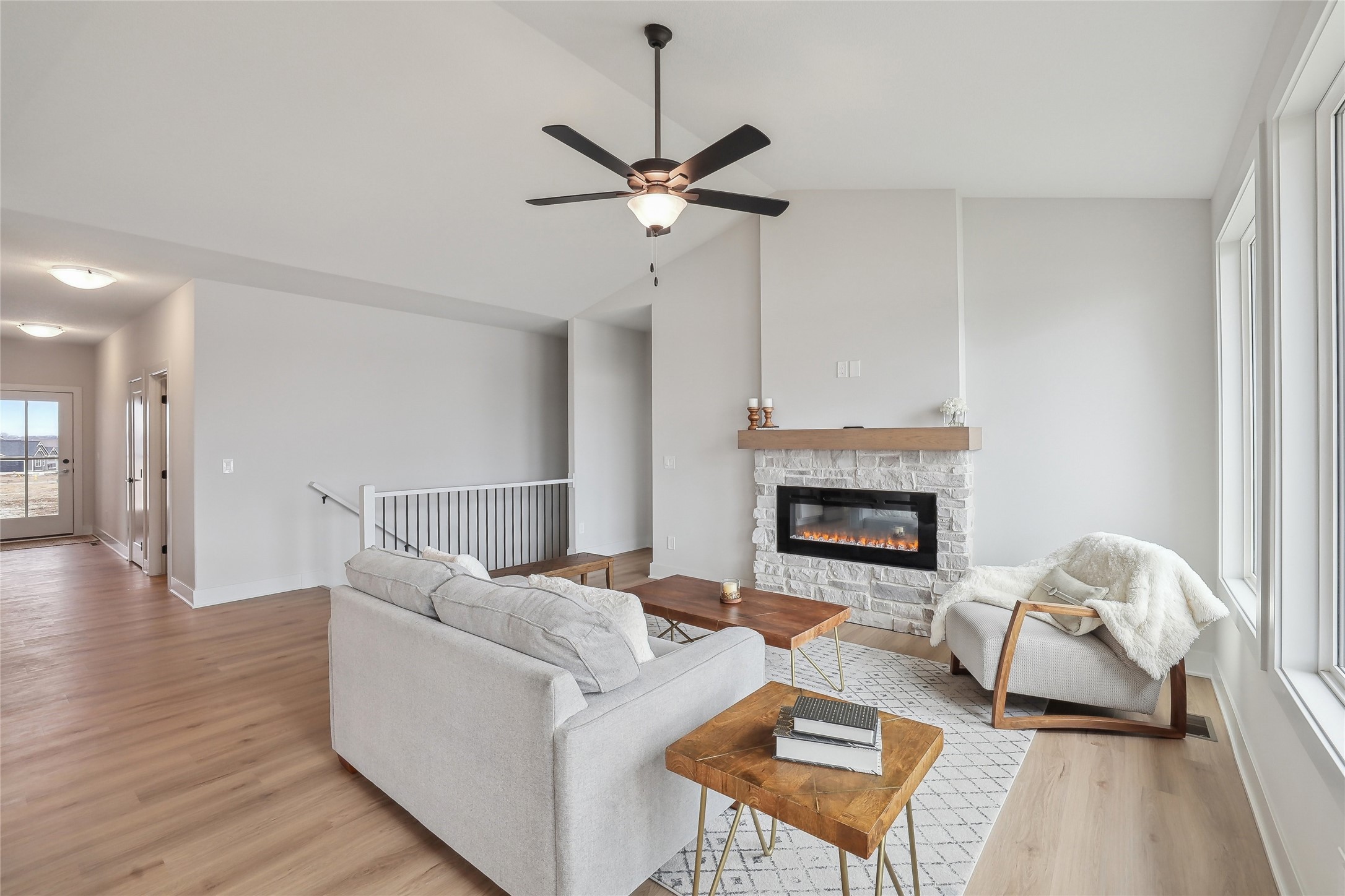 1834 Silver Maple Drive, Norwalk, Iowa image 4