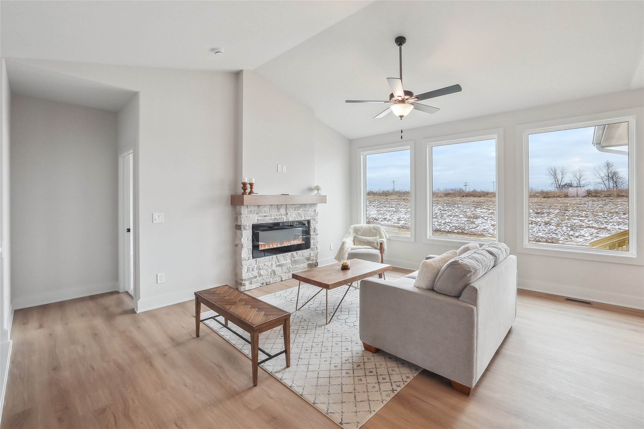 1834 Silver Maple Drive, Norwalk, Iowa image 3