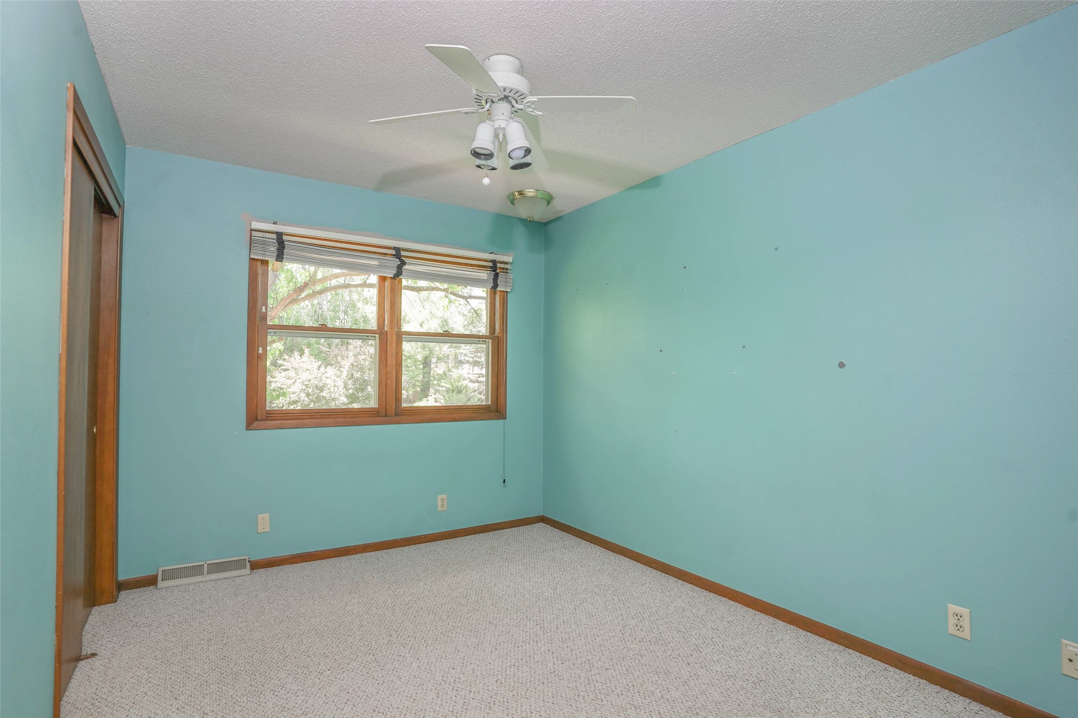 526 34th Place, West Des Moines, Iowa image 17