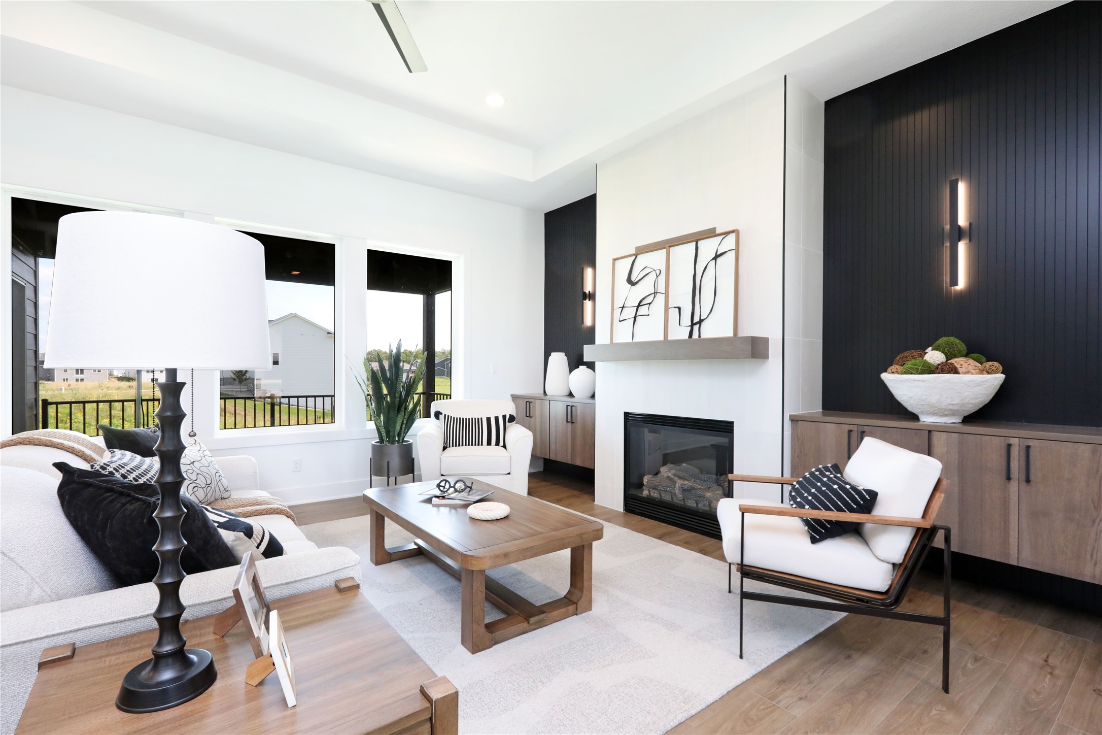 2909 Crest View Circle