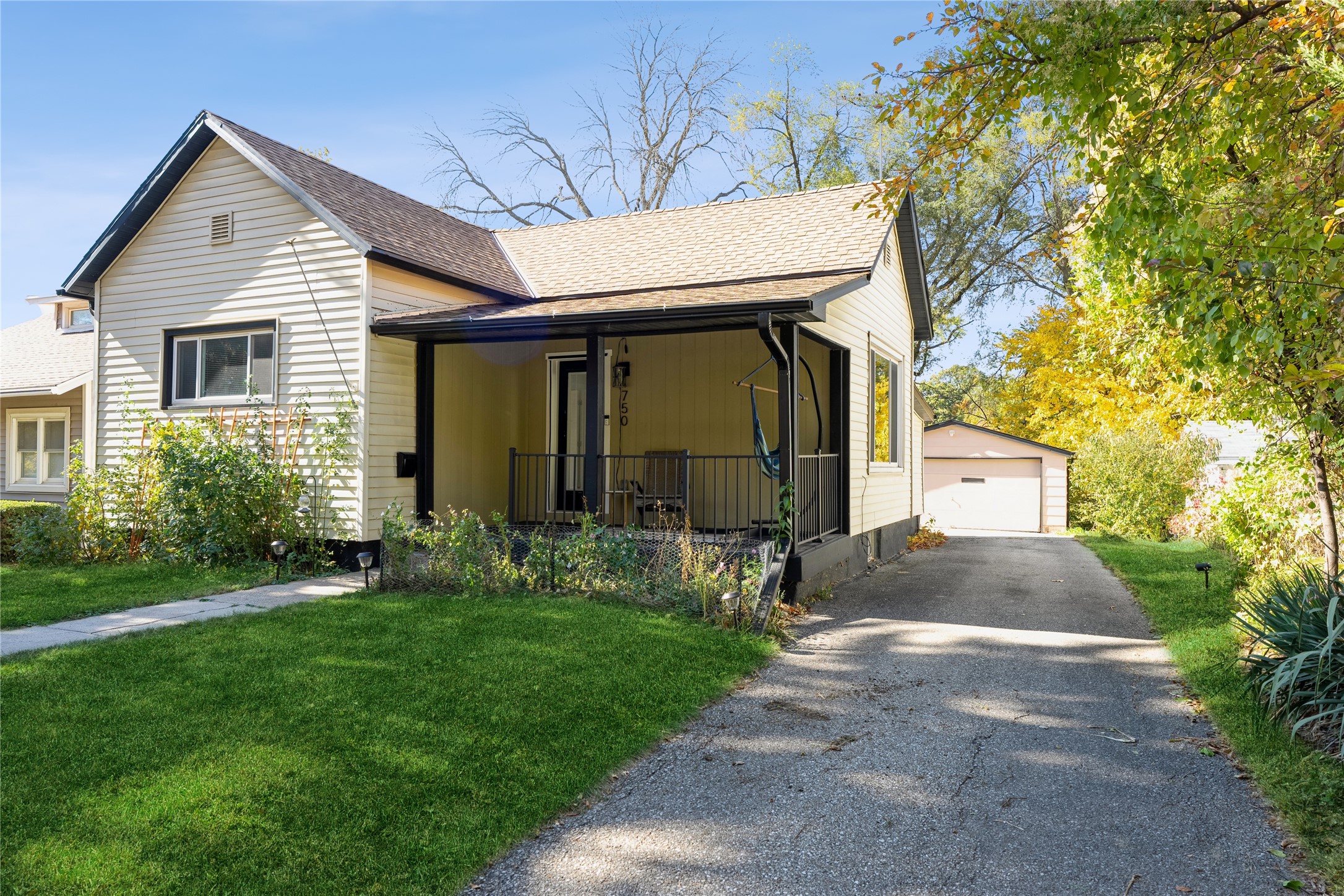 750 24th Street, Des Moines, Iowa image 1