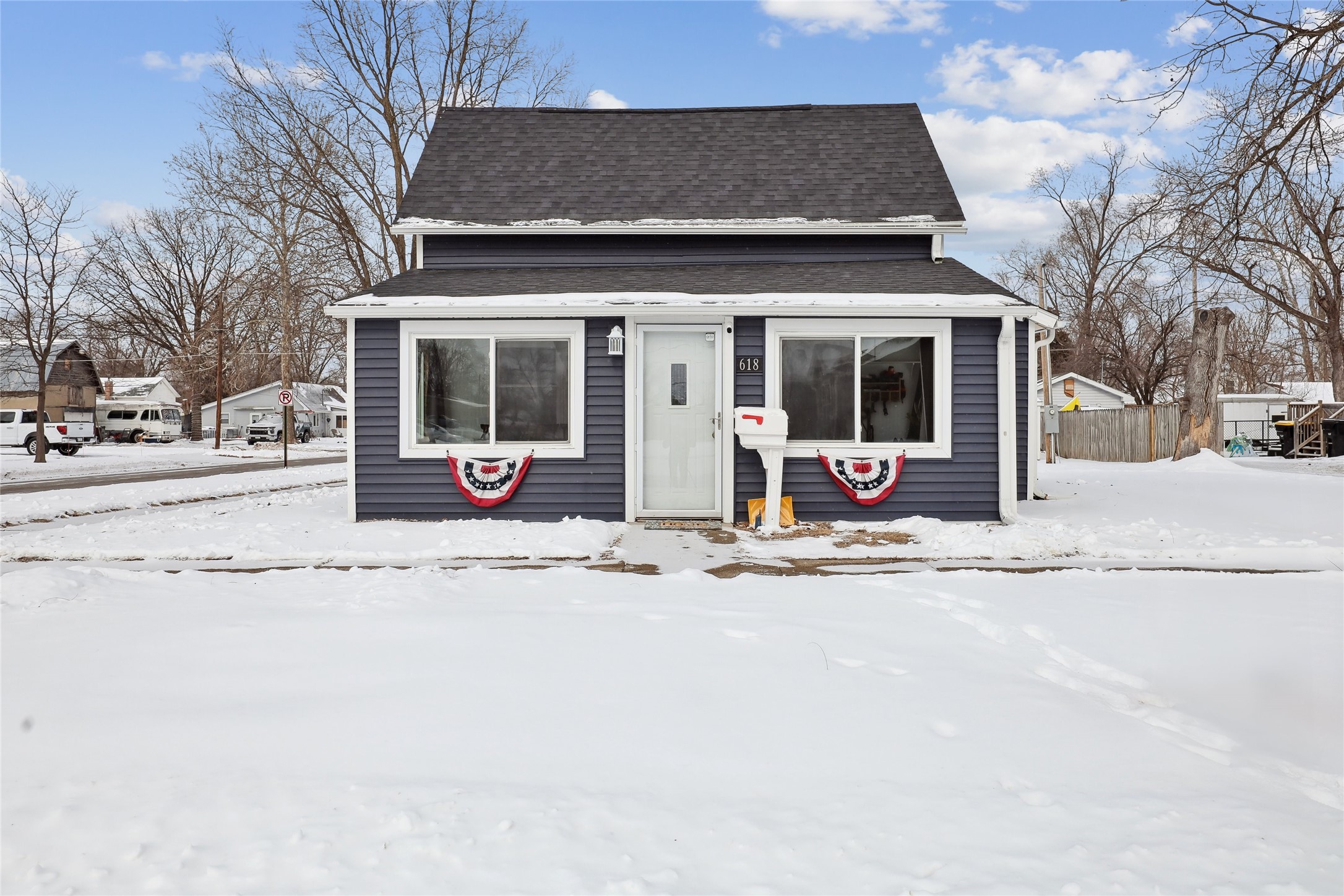 618 Court Street, Adel, Iowa image 2