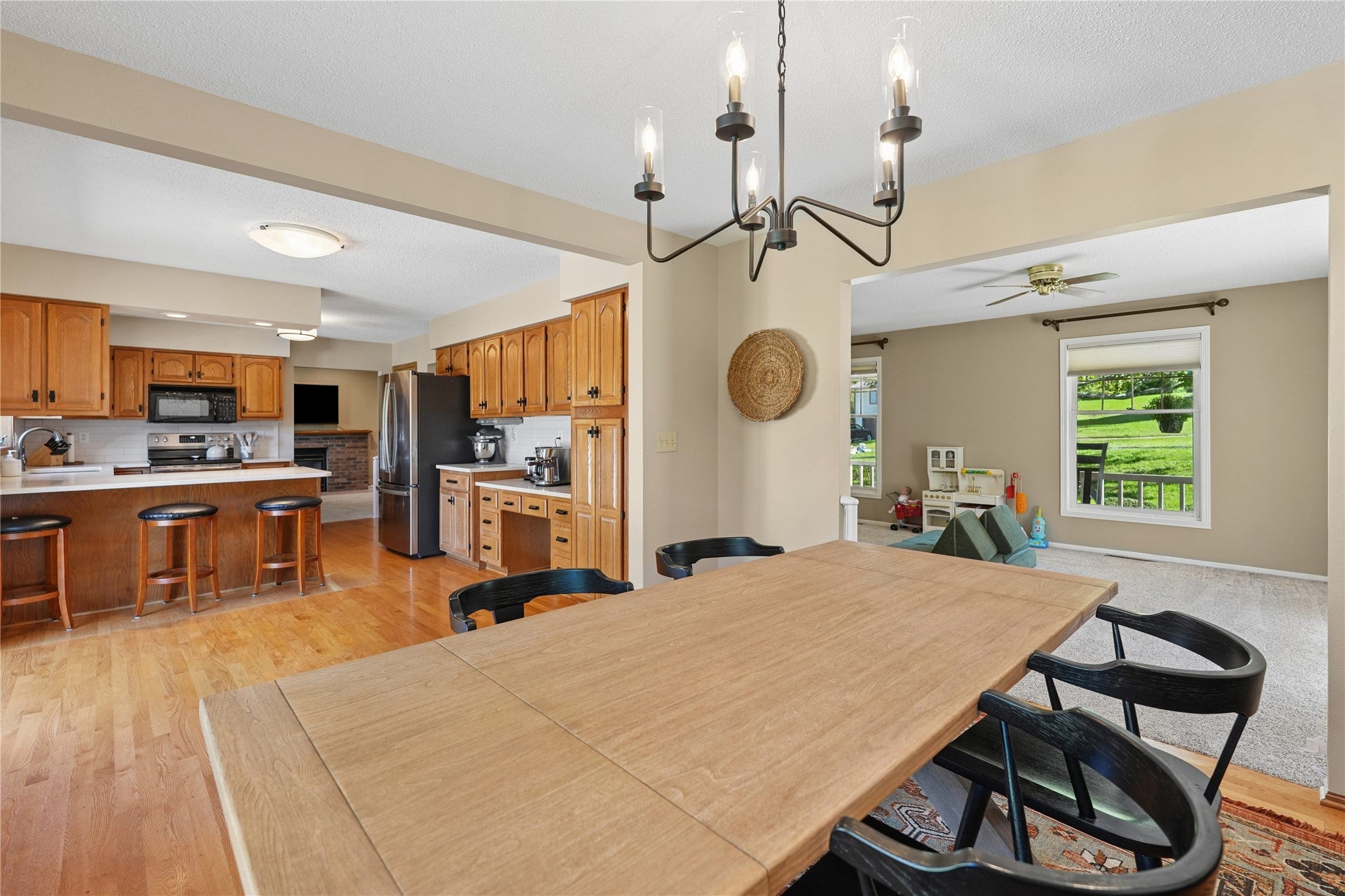 1425 W 4th Street