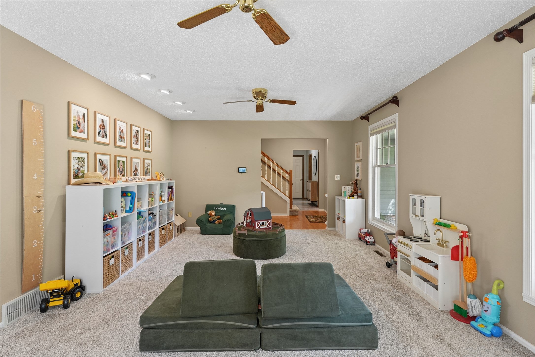 1425 W 4th Street