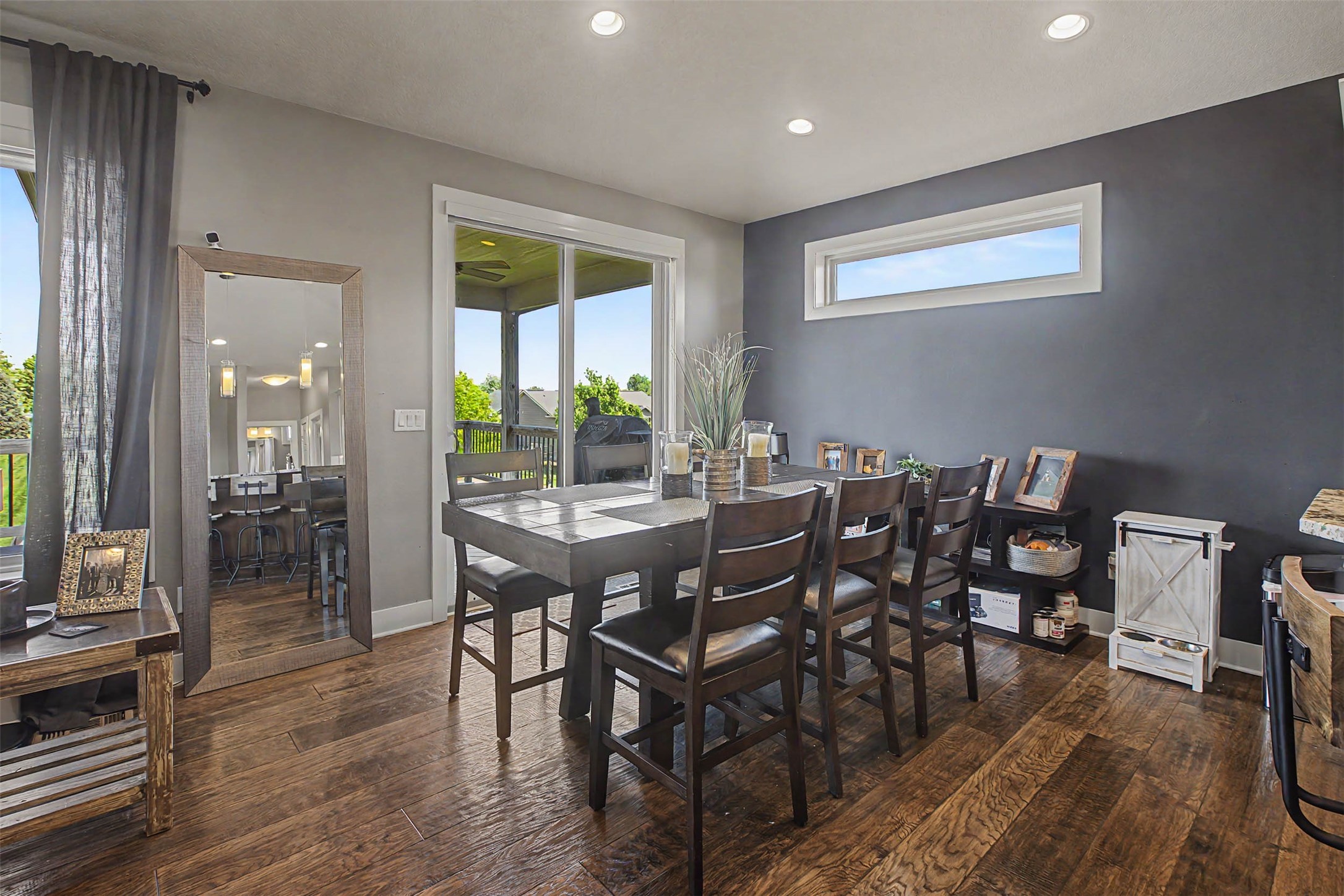 2409 NE 10th Court