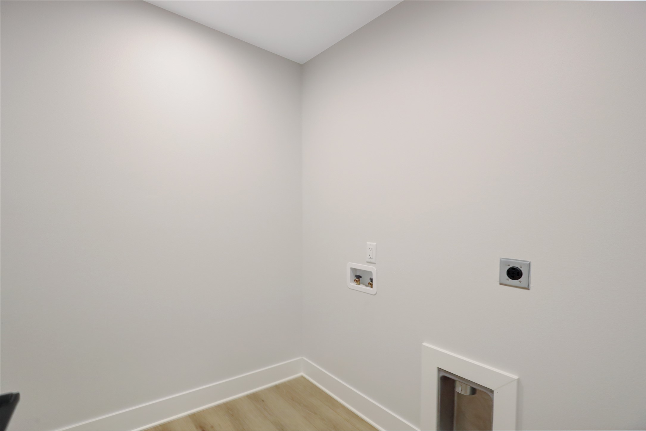 3201 Brook Landing Court, Des Moines, Iowa image 5
