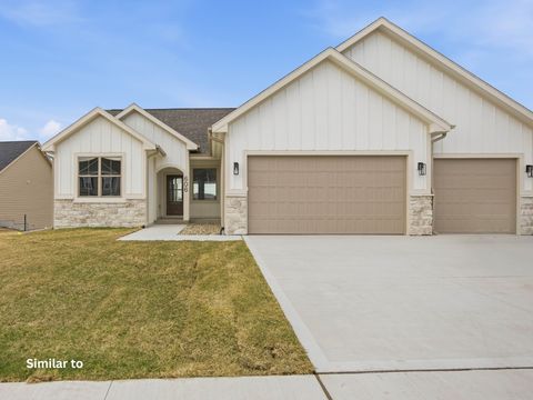 Homes For Sale - 2610 Ponte Place<br/> Adel, IA 50003