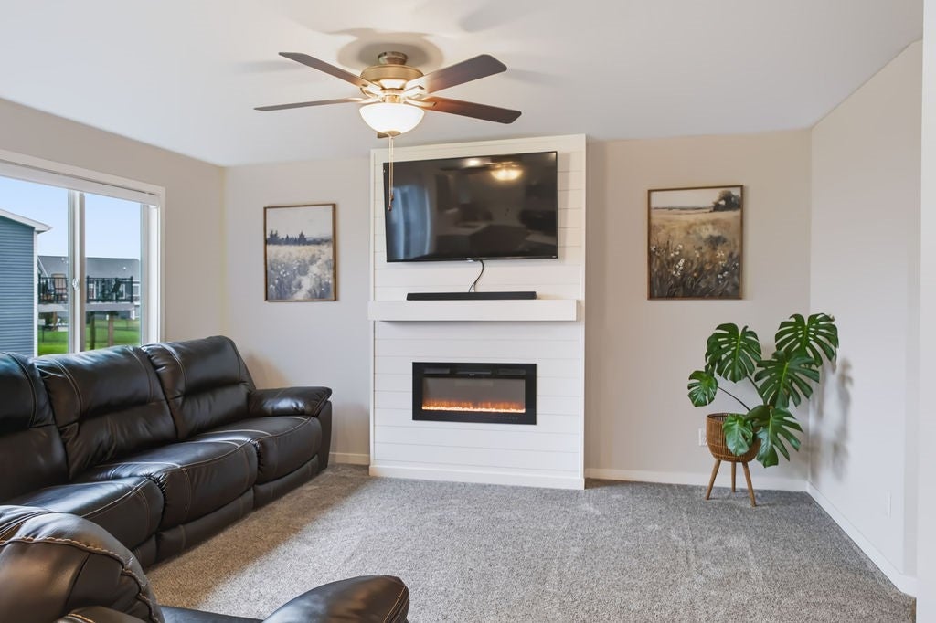 1117 Fifield Road