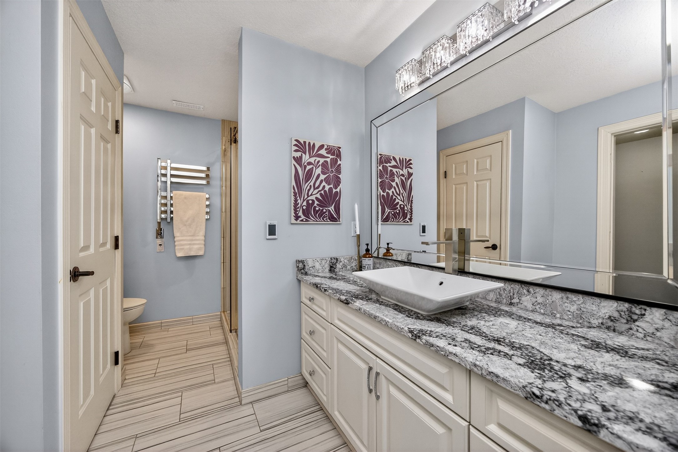 Ankeny, Iowa, 50021, United States, 5 Bedrooms Bedrooms, ,5 BathroomsBathrooms,Residential,Active,2023441