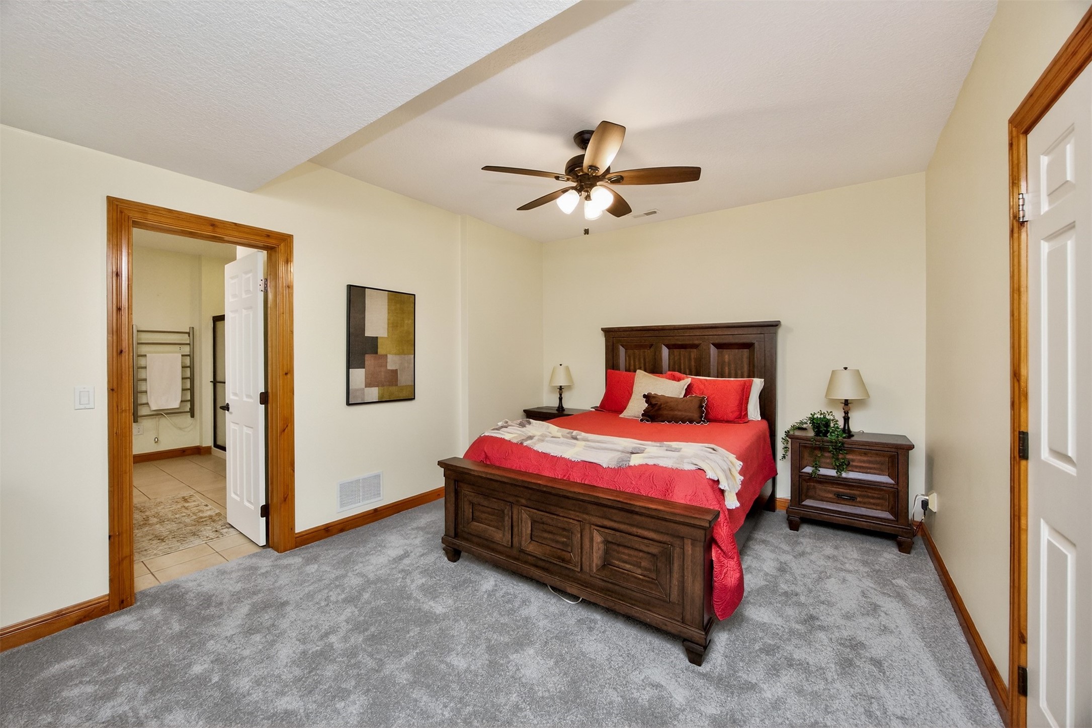 Ankeny, Iowa, 50021, United States, 5 Bedrooms Bedrooms, ,5 BathroomsBathrooms,Residential,Active,2023441