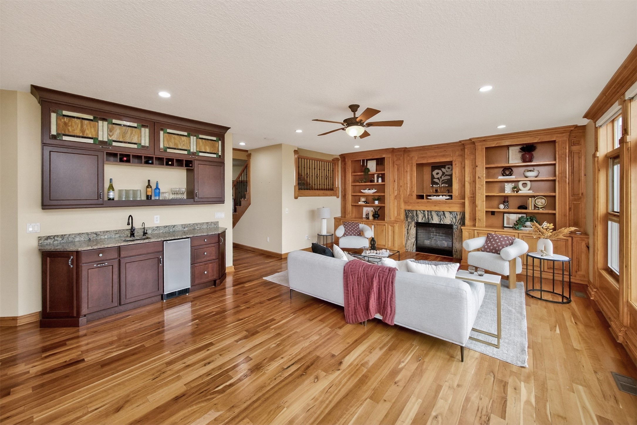 Ankeny, Iowa, 50021, United States, 5 Bedrooms Bedrooms, ,5 BathroomsBathrooms,Residential,Active,2023441