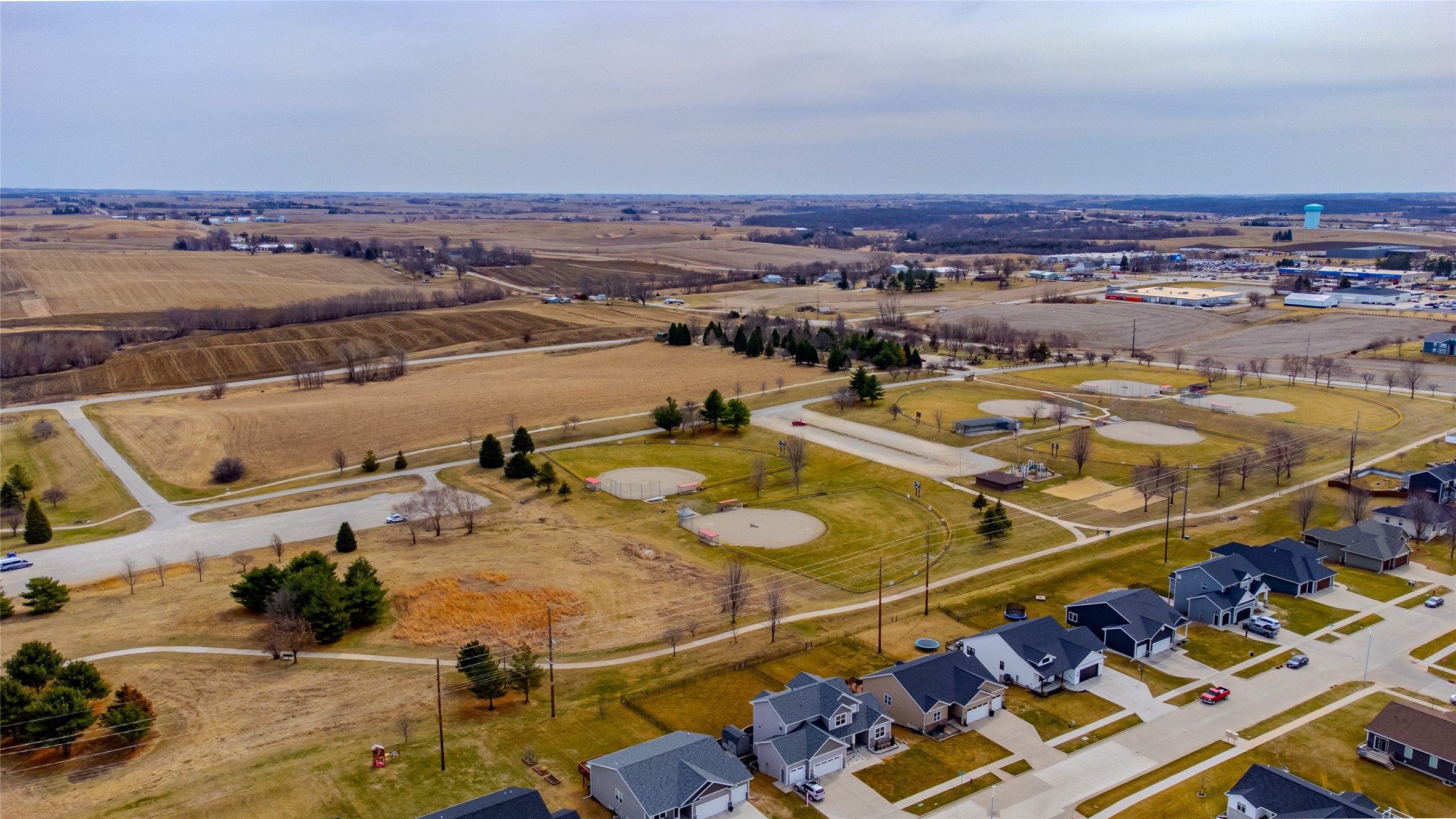 2389 N 8th Avenue, Newton, Iowa image 32