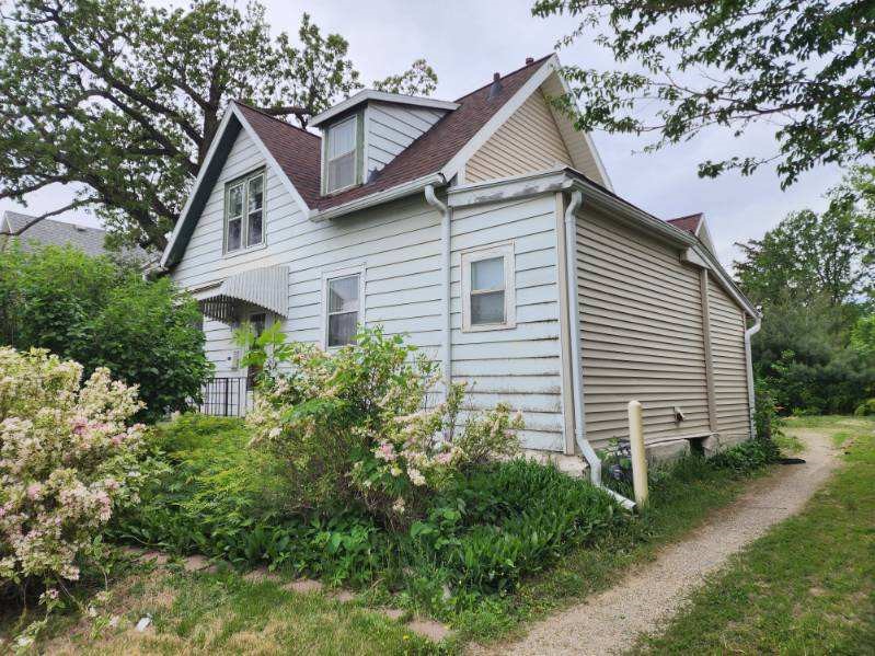 210 N 4th Avenue, Marshalltown, Iowa image 2