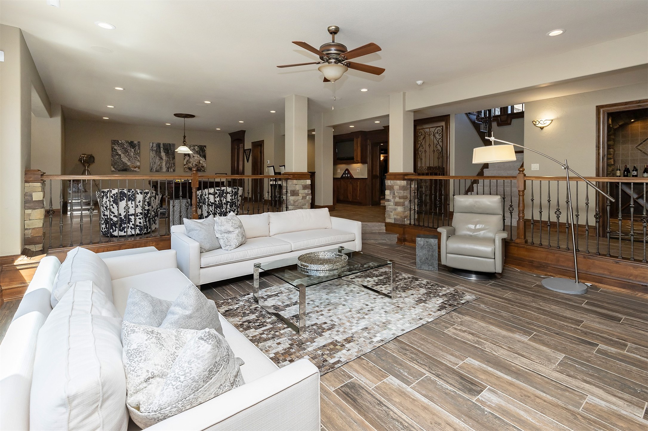 360 Painted Woods Drive, Waukee, Iowa image 21