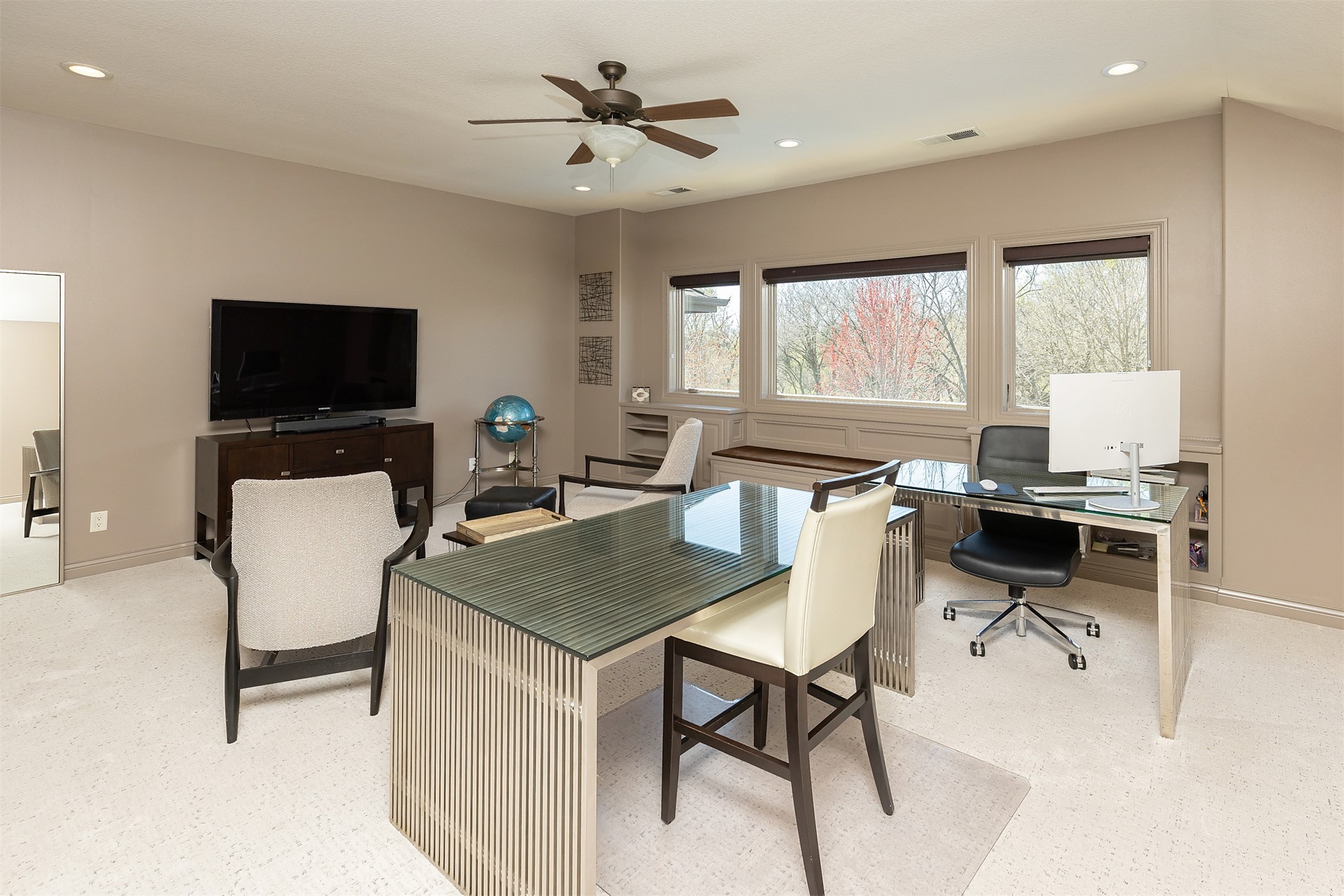 360 Painted Woods Drive, Waukee, Iowa image 17
