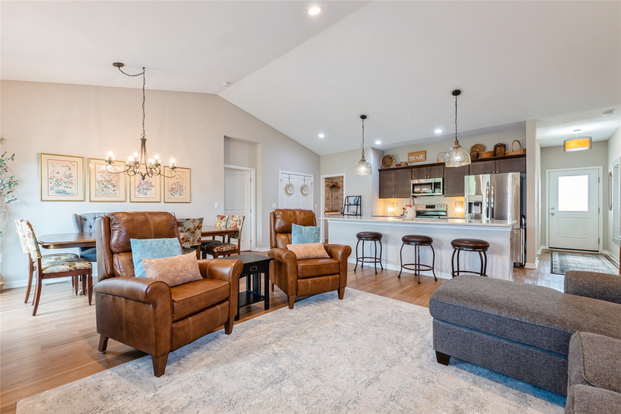 1194 S Radley Street