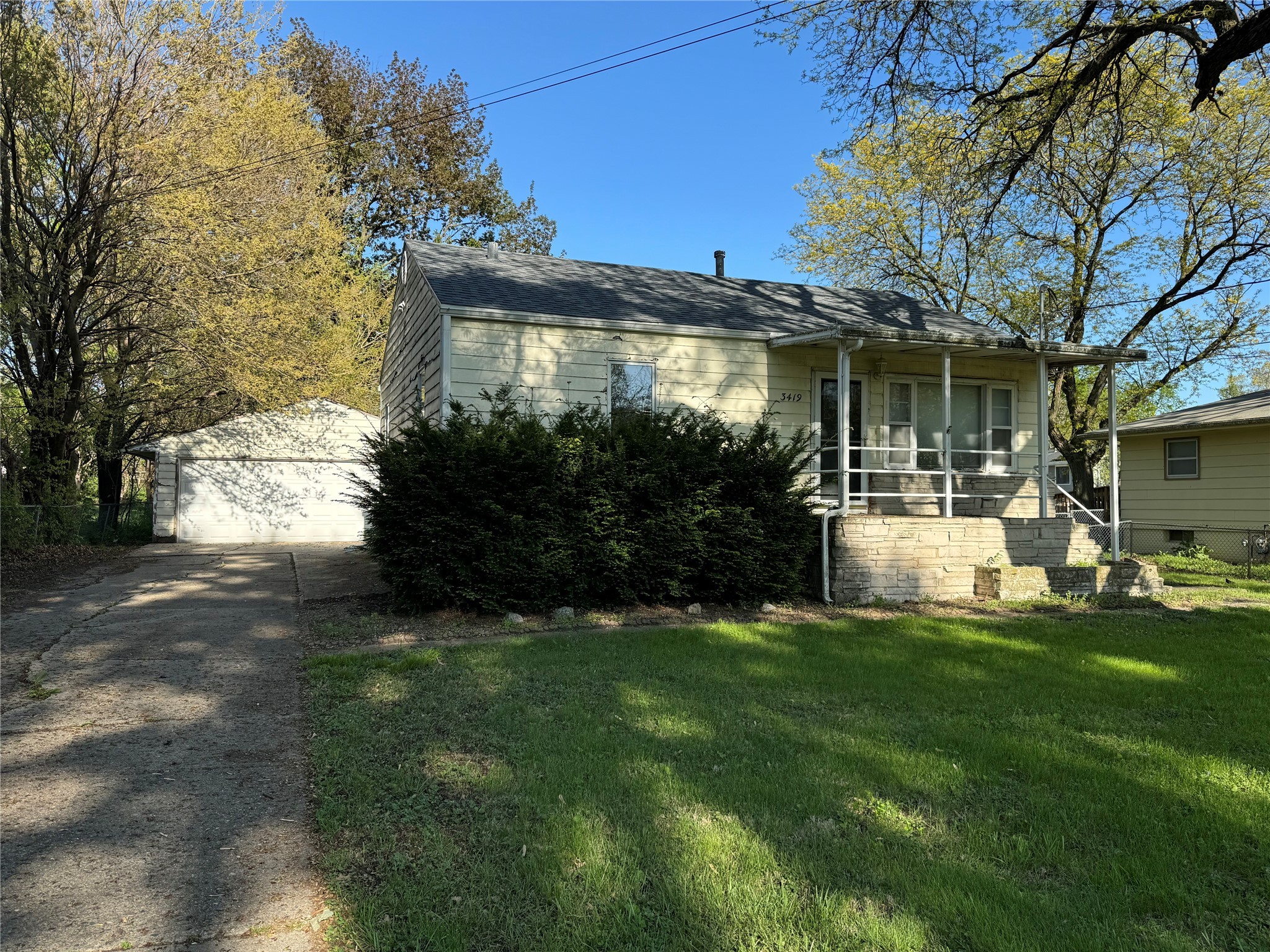 3419 E 37th Street, Des Moines, Iowa image 1