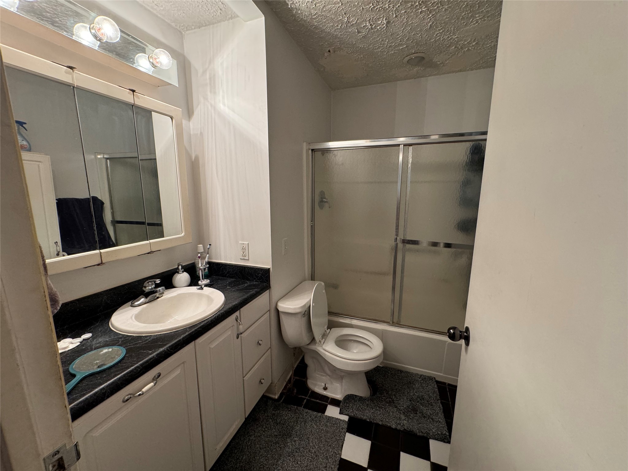 3419 E 37th Street, Des Moines, Iowa image 9