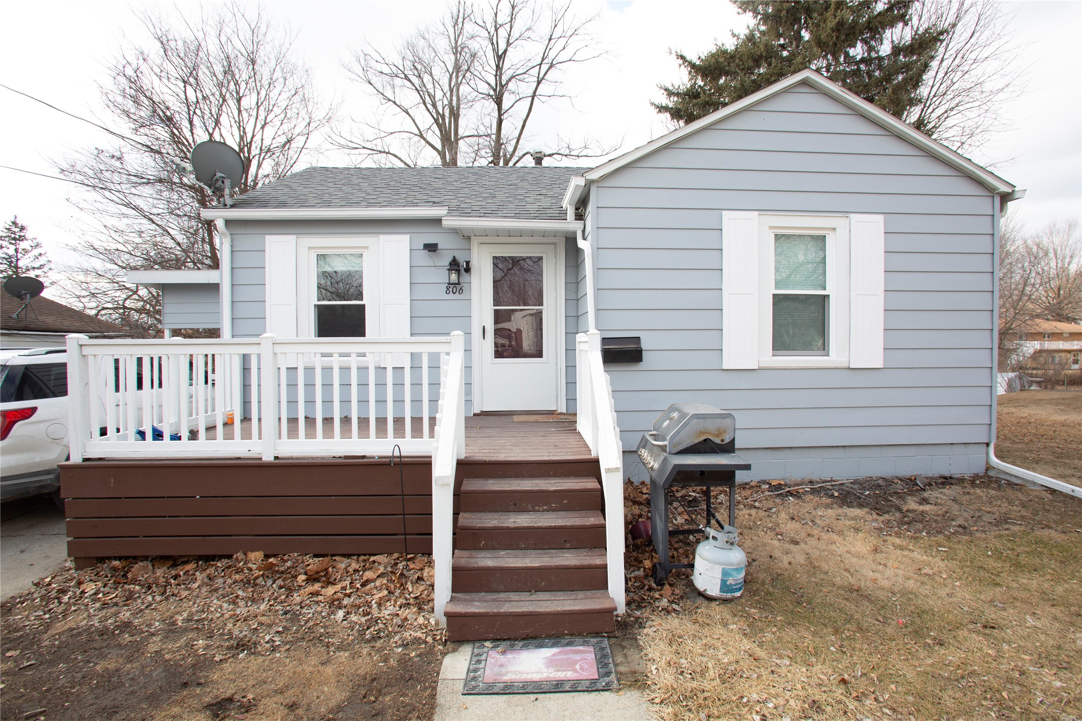 806 S First Street, Knoxville, Iowa image 1