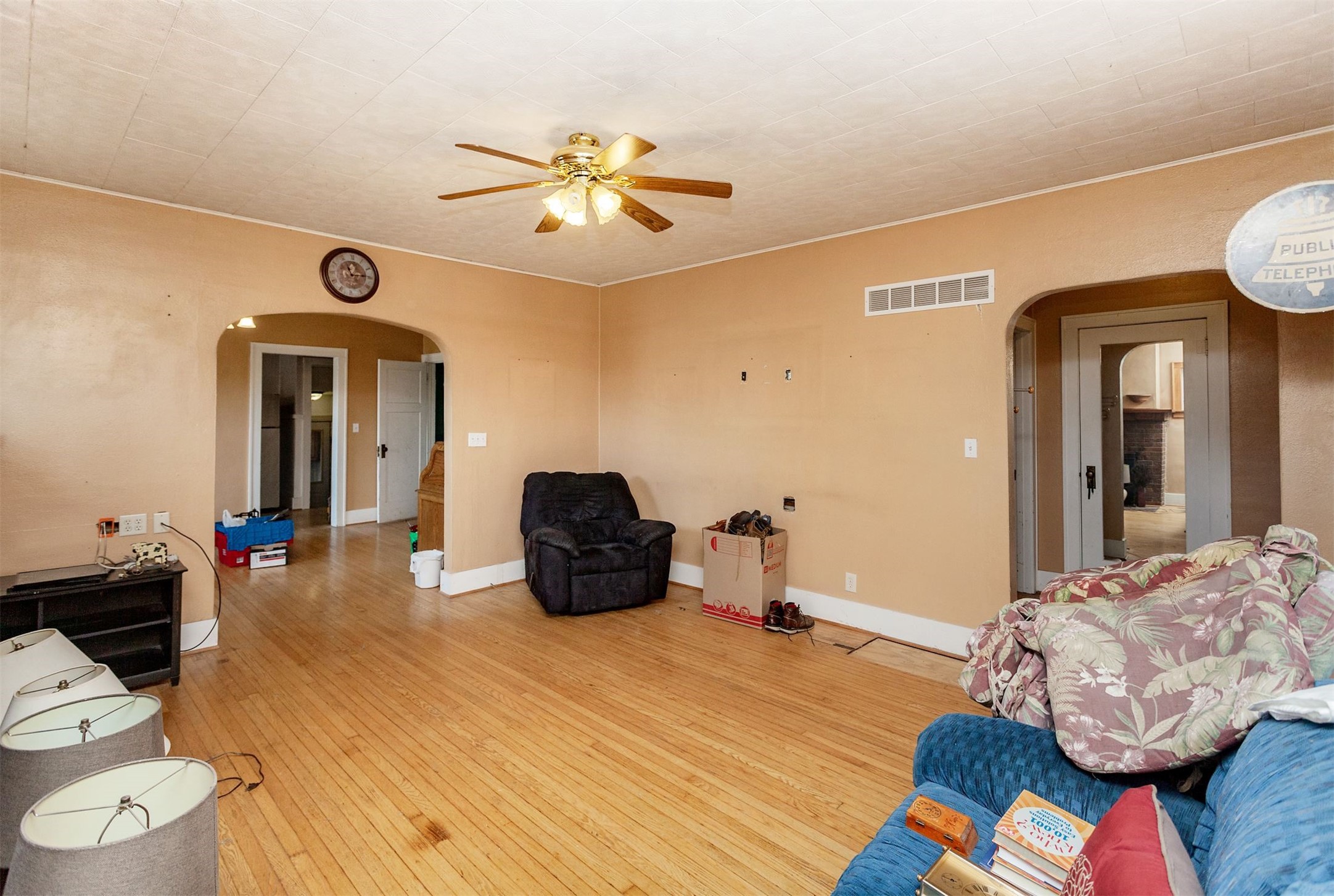 2207 1st Avenue, Perry, Iowa image 7