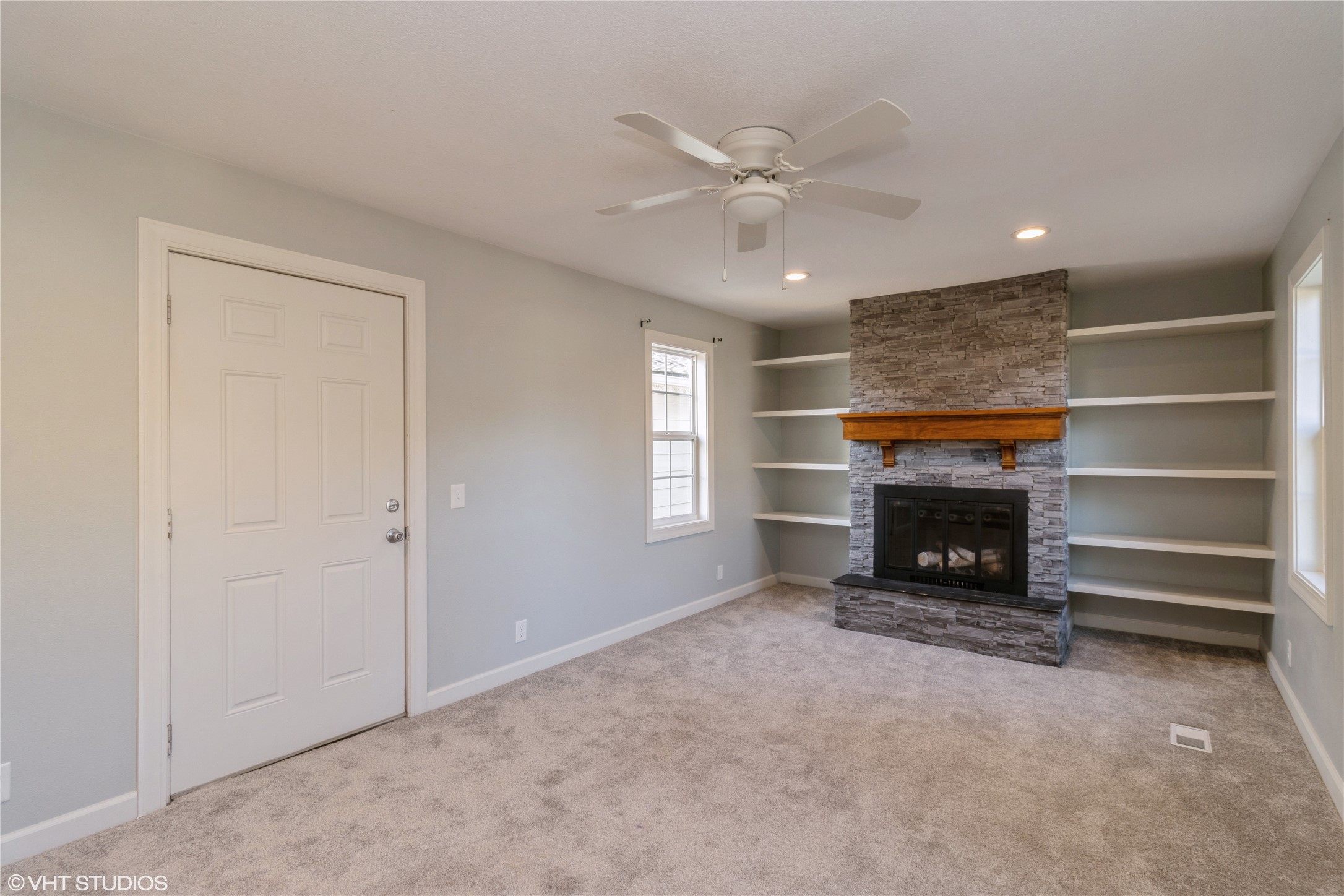 426 S Ankeny Boulevard