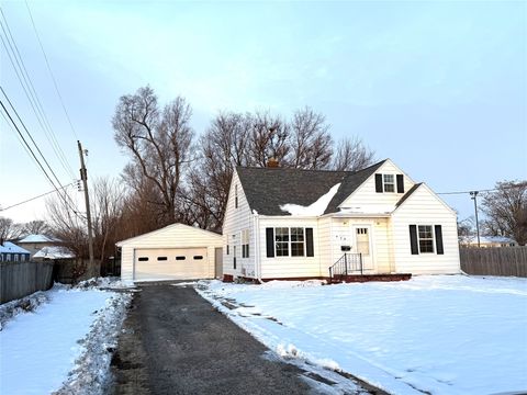 426 S Ankeny Boulevard Ankeny IA 50023