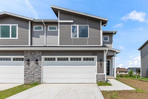 Condo For Sale - 1253 NW 2nd Street<br/> Polk County, Grimes, IA 50111