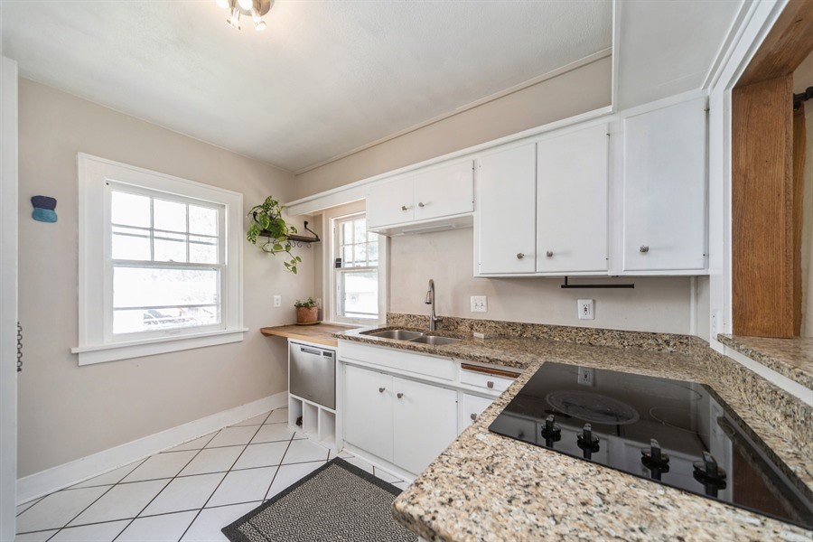 1107 46th Street, Des Moines, Iowa image 9