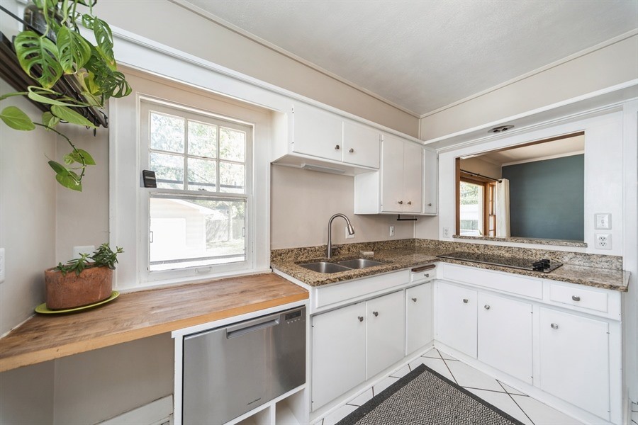 1107 46th Street, Des Moines, Iowa image 10