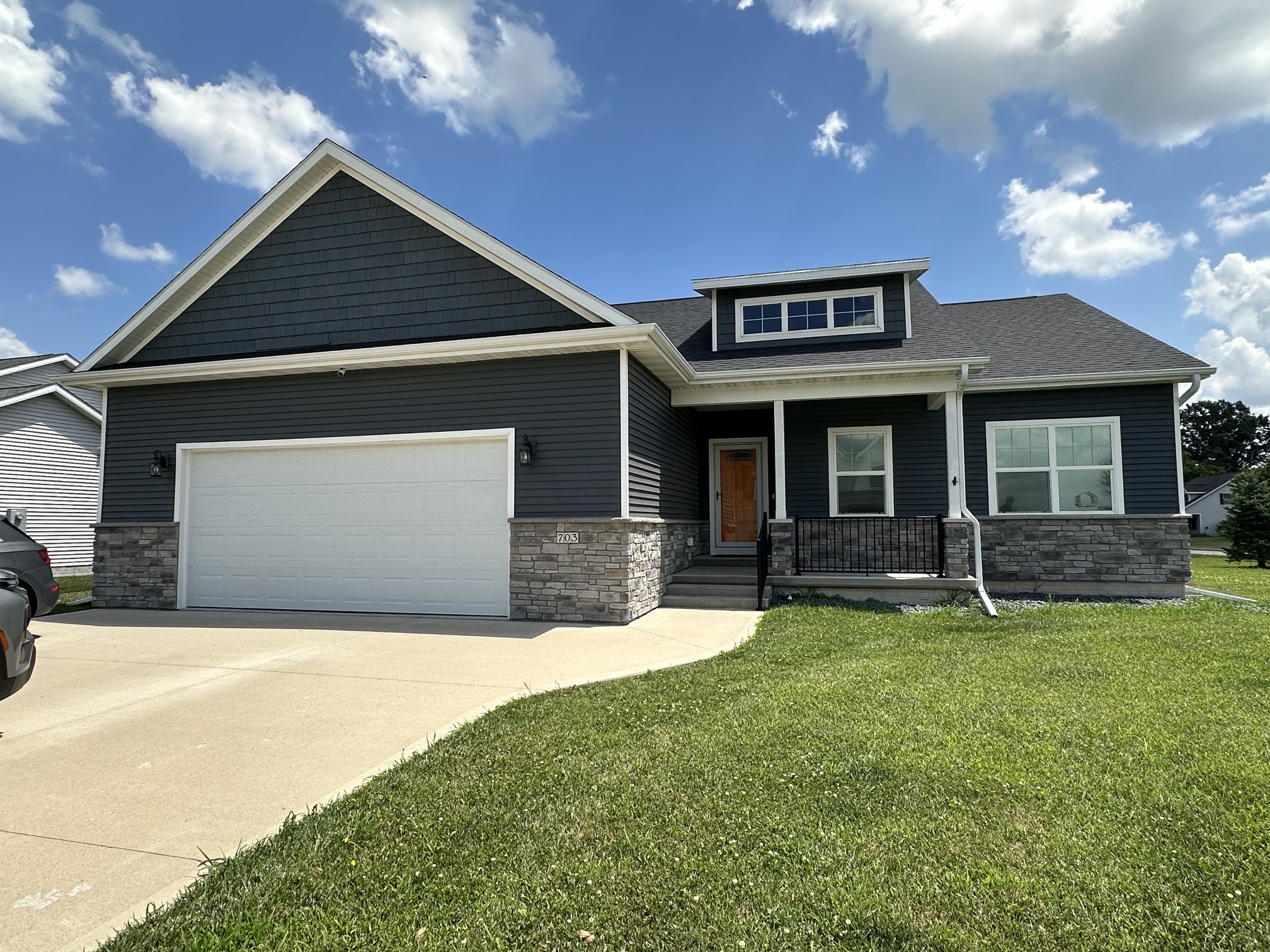 Photo 1 of 29 — 703 N 10th Avenue, Winterset, IA 50273