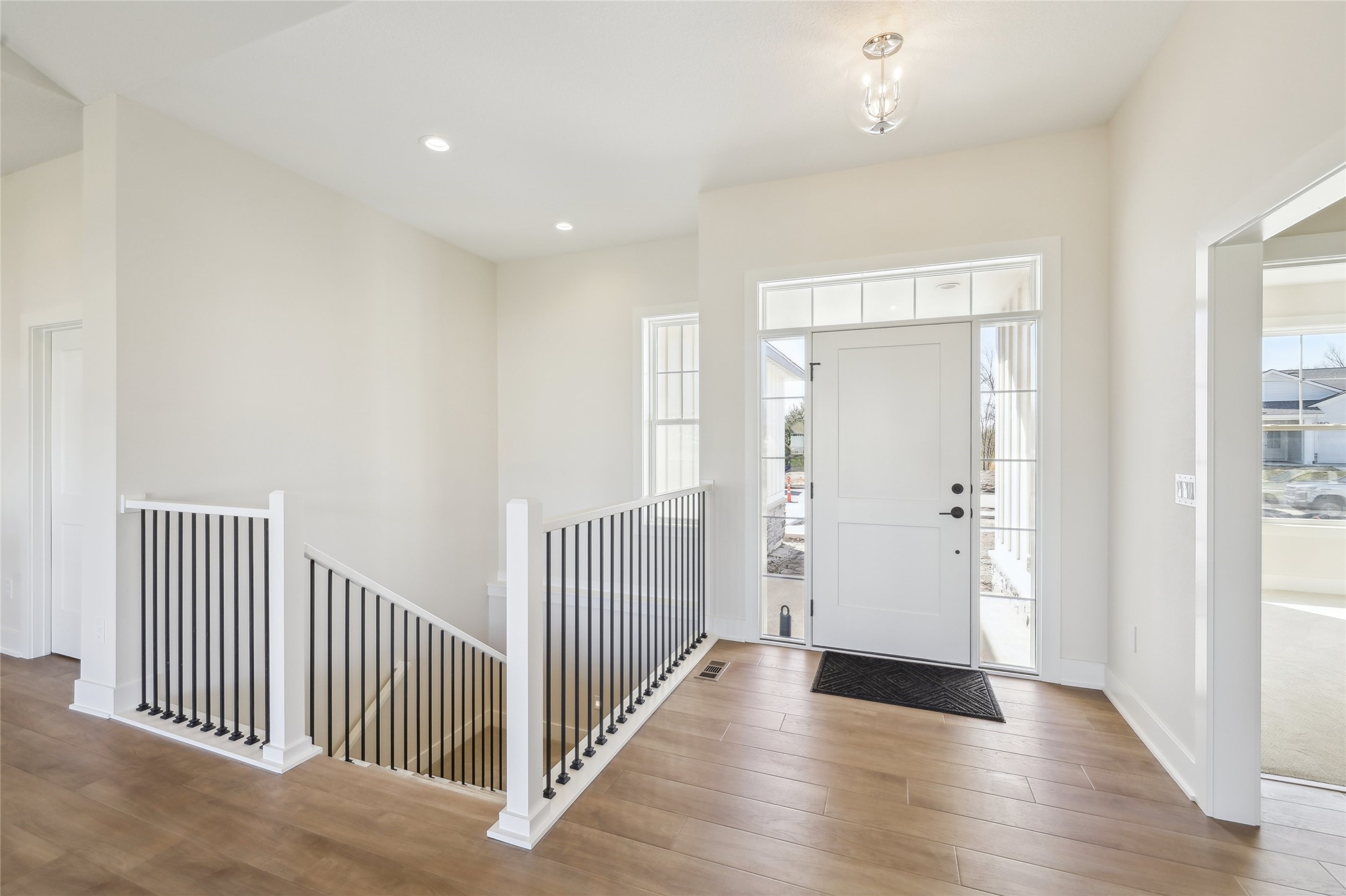 1395 NW Red Oak Drive