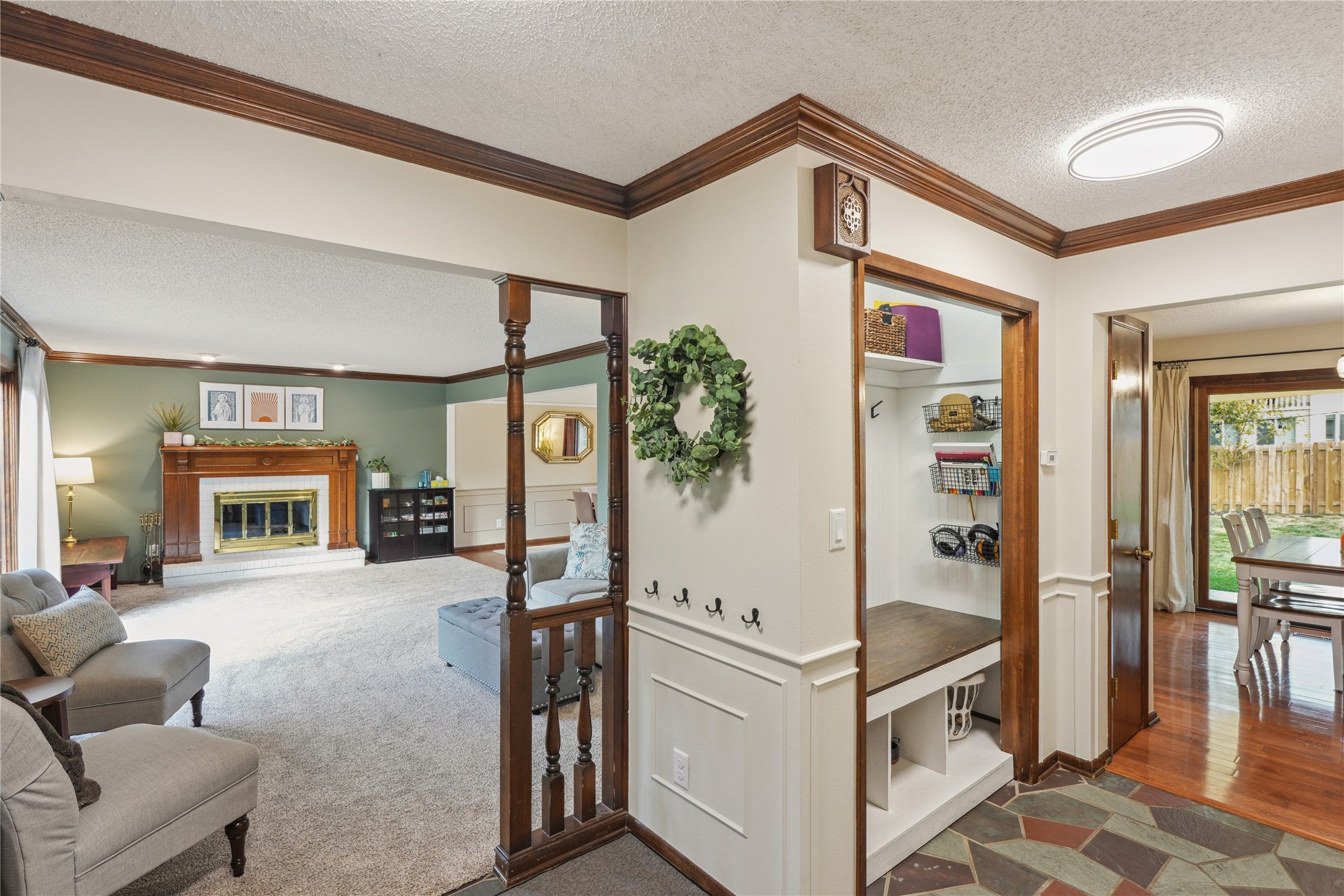 5105 Brookview Drive, West Des Moines, Iowa image 4