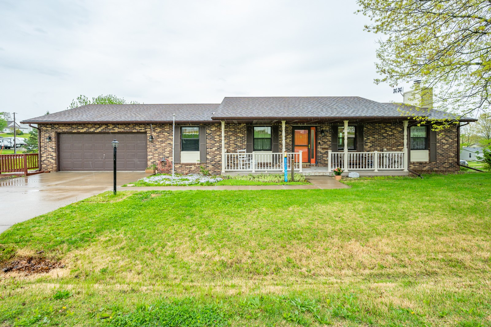 209 S Vine Avenue, Lacona, Iowa image 1