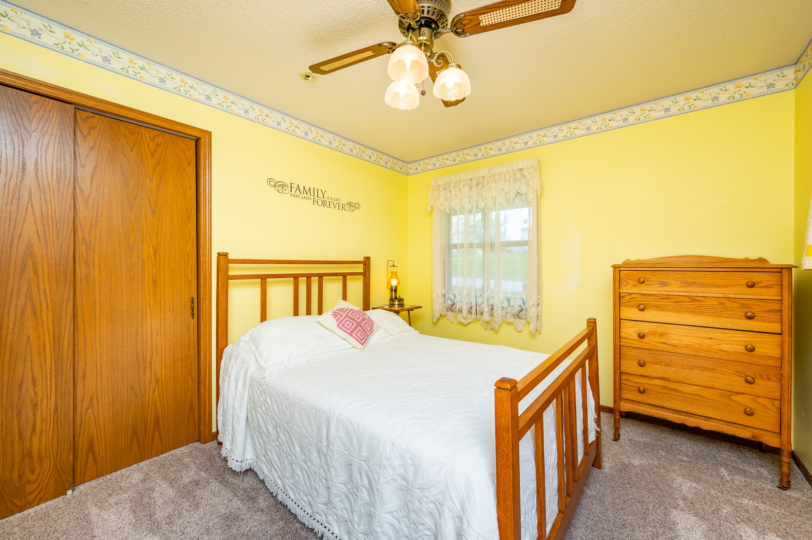 209 S Vine Avenue, Lacona, Iowa image 14