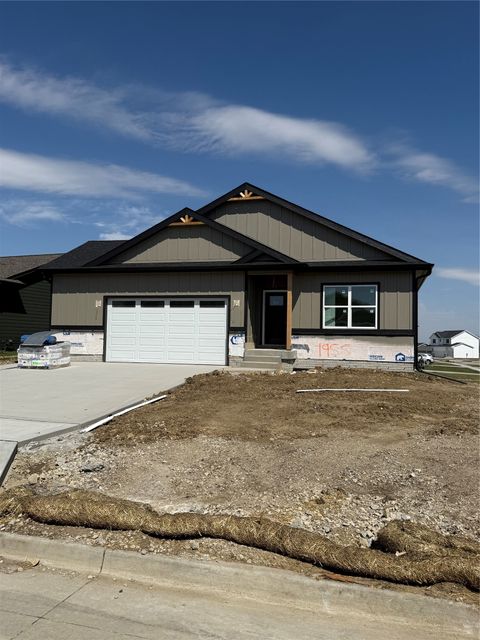 1955 17th Street SE Altoona IA 50009