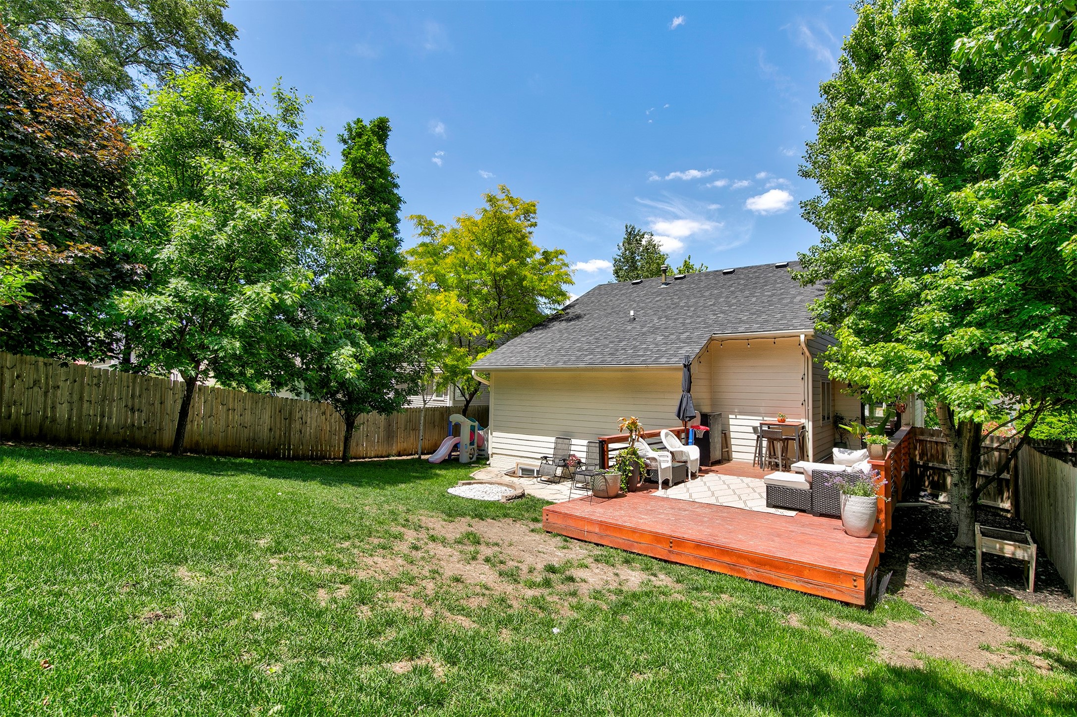 4670 Meadow Valley Drive, West Des Moines, Iowa image 25