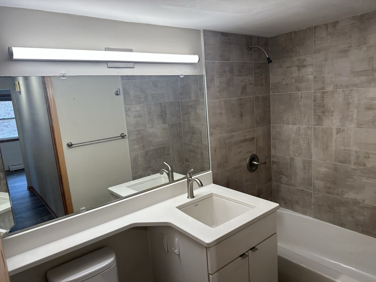 4220 Ingersoll Avenue #203, Des Moines, Iowa image 7