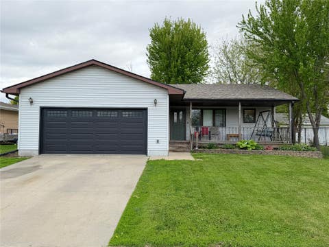 Homes For Sale - 716 S 5th Avenue<br/> Jasper County, Newton, IA 50208