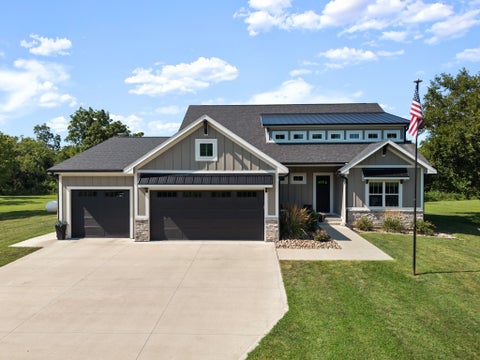 Homes For Sale - 8656 NE 102nd Avenue<br/> Polk County, Bondurant, IA 50035