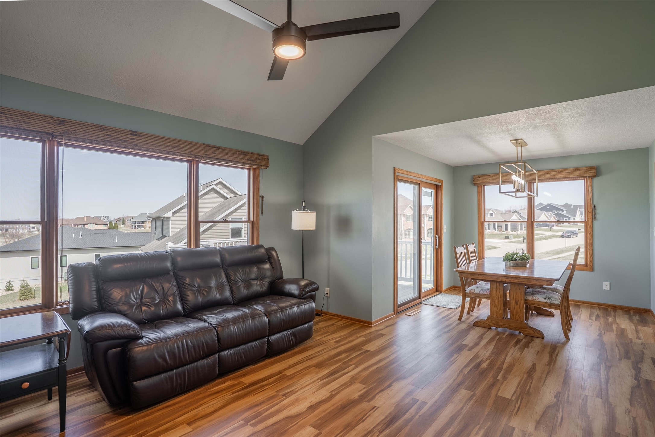 1202 Shadow Lane