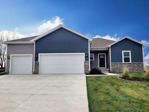 Homes For Sale - 312 Kingfisher Court<br/> Bondurant, IA 50035