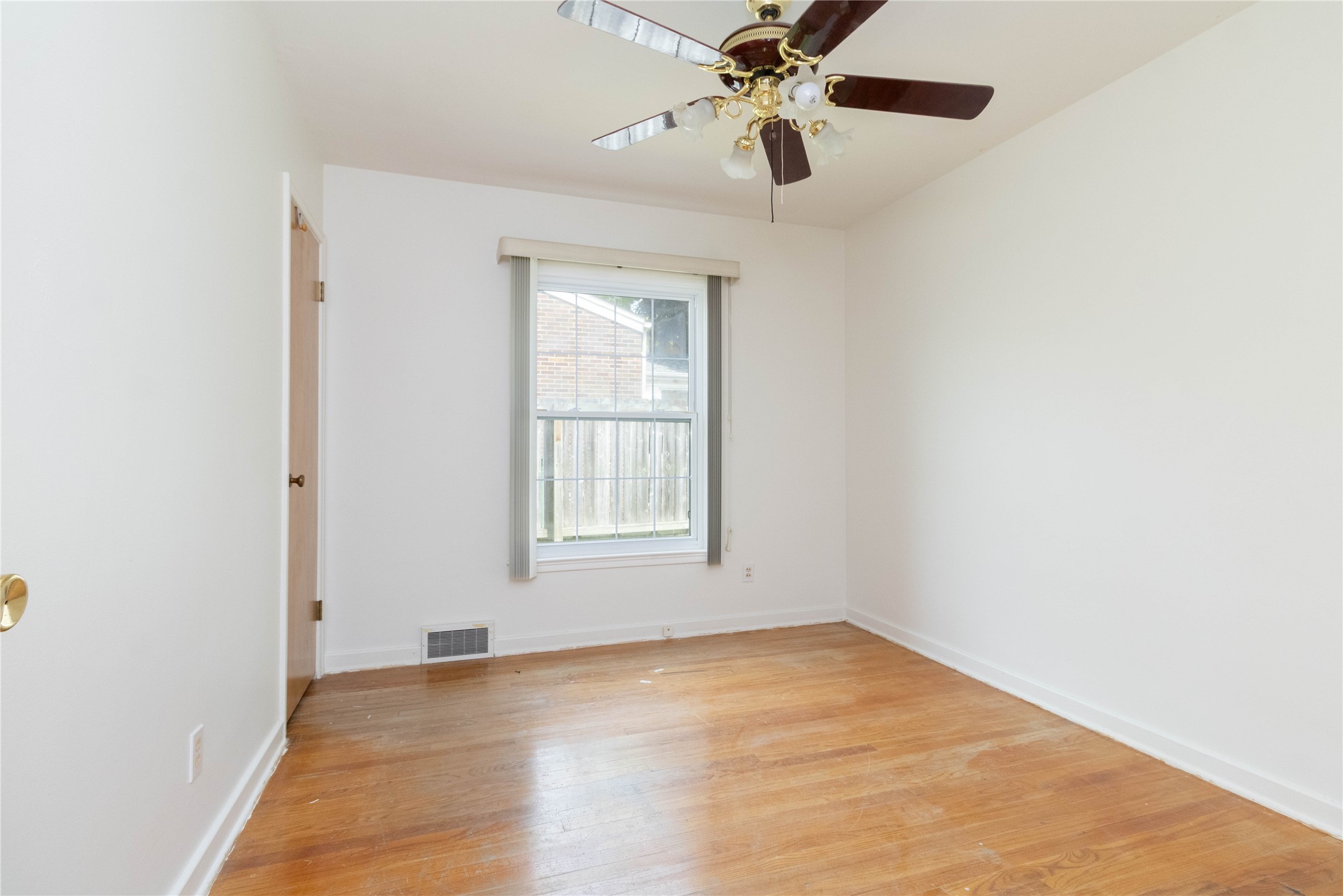 6916 Colby Avenue, Windsor Heights, Iowa image 27