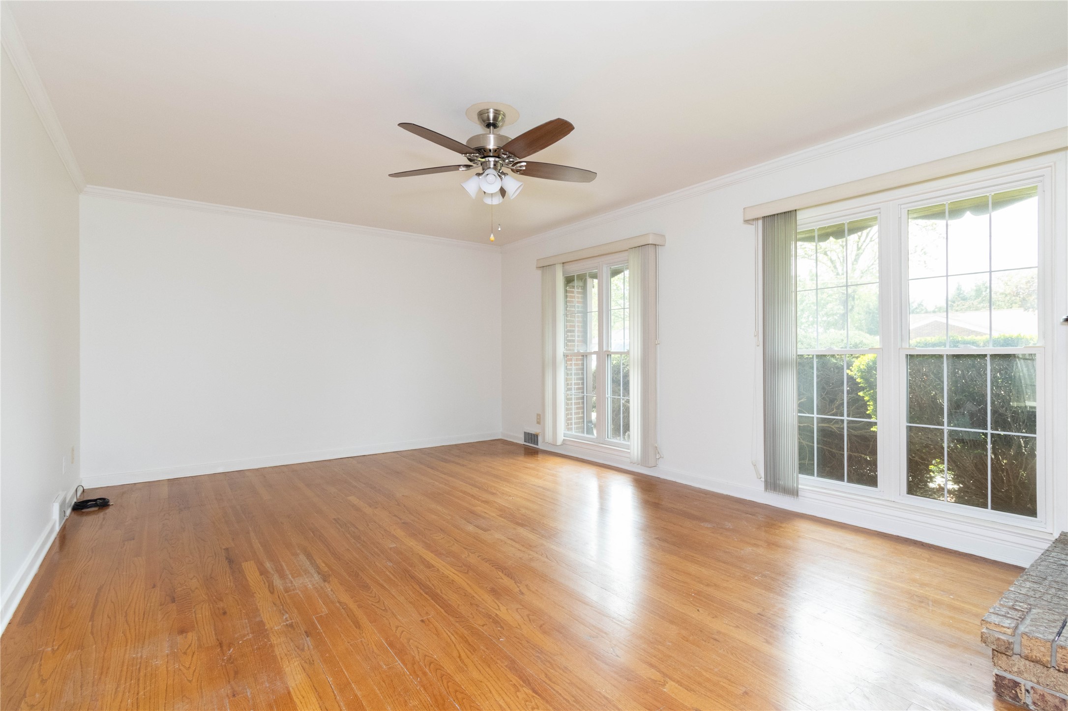 6916 Colby Avenue, Windsor Heights, Iowa image 11