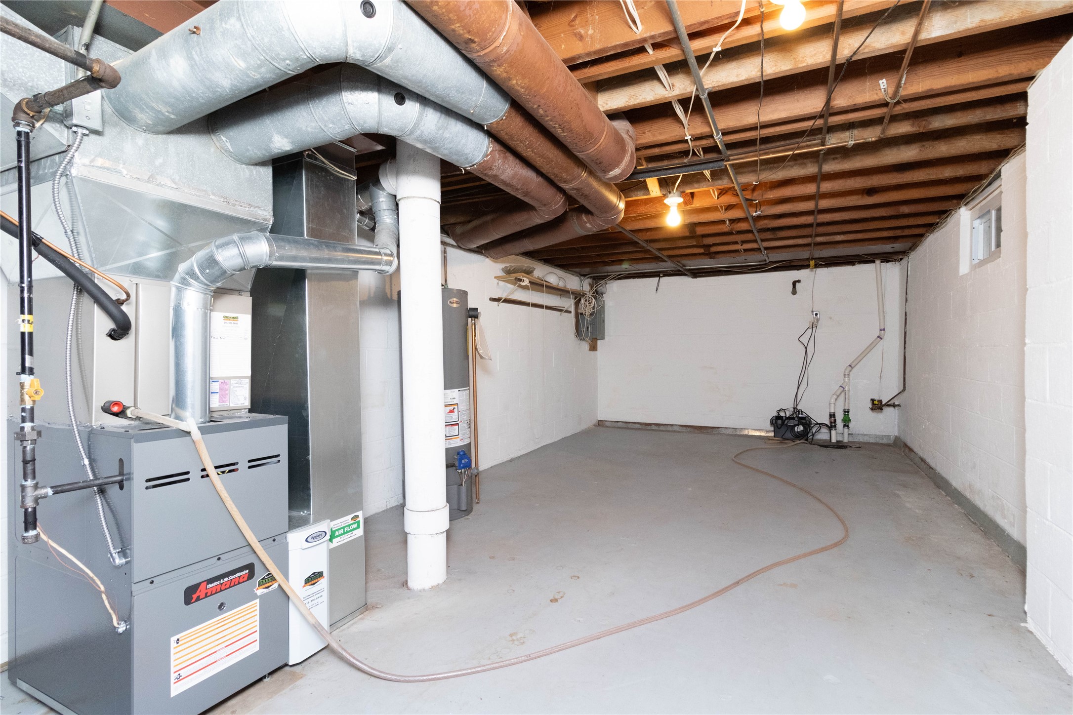 6916 Colby Avenue, Windsor Heights, Iowa image 22
