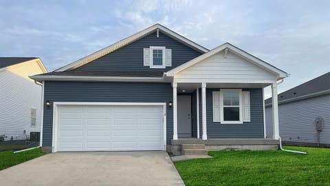 Homes For Sale - 3513 10th Avenue<br/> Altoona, IA 50009