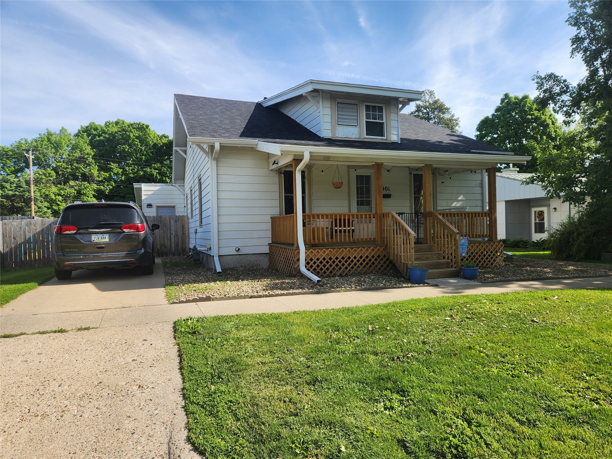 901 E Montgomery Street, Knoxville, Iowa image 2