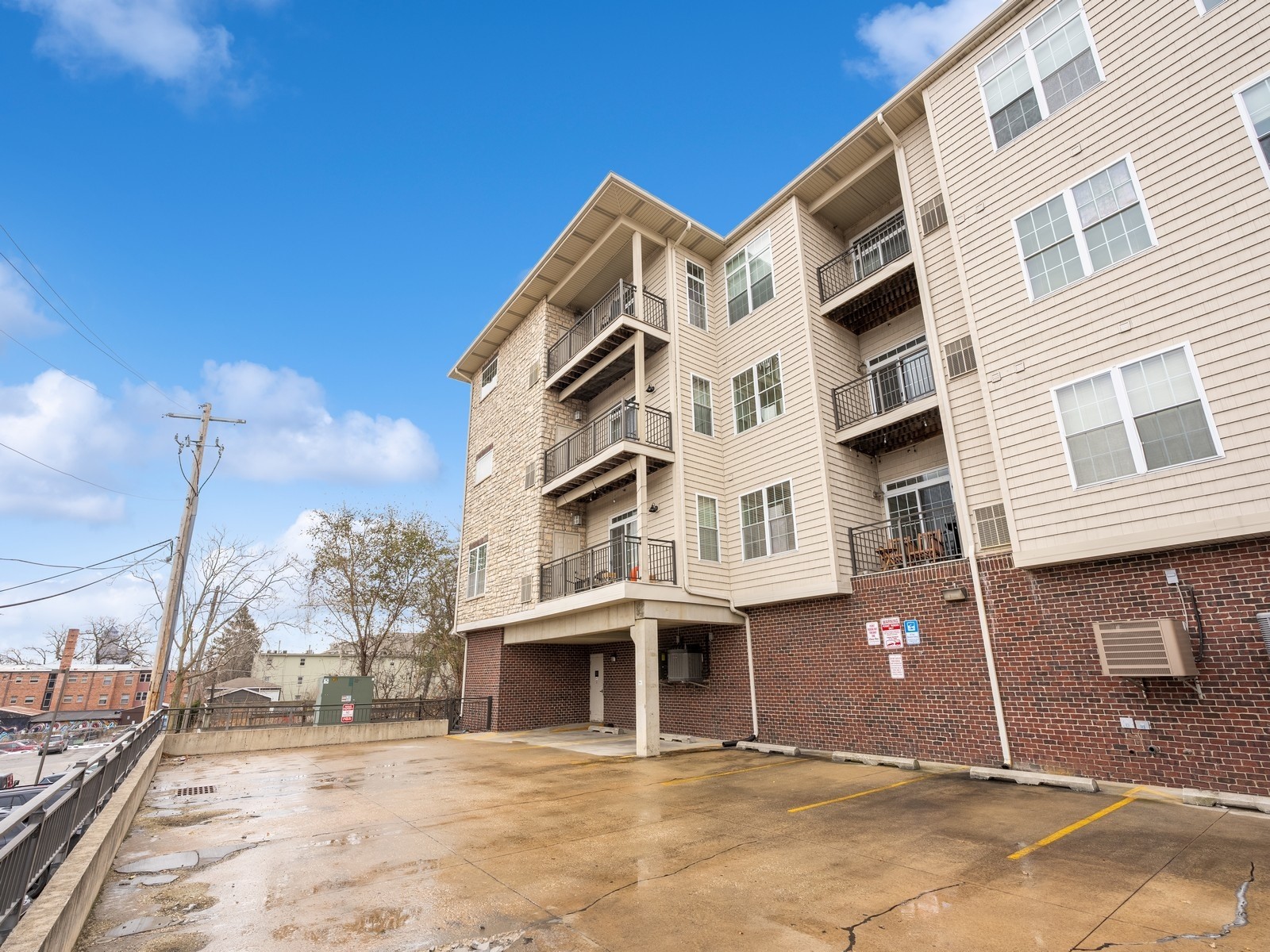 3031 Grand Avenue #211, Des Moines, Iowa image 4