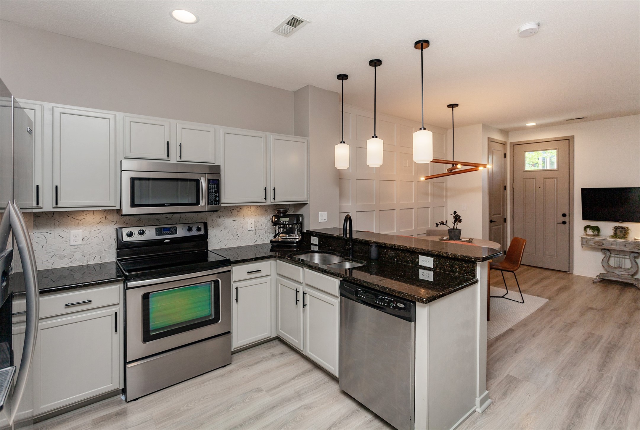 214 Watson Powell Jr Way #503, Des Moines, Iowa image 12